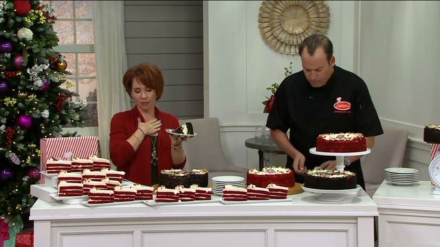 Junior's 4.5 lb. Chocolate Dream or Red Velvet Layer Cake on QVC смотреть онлайн