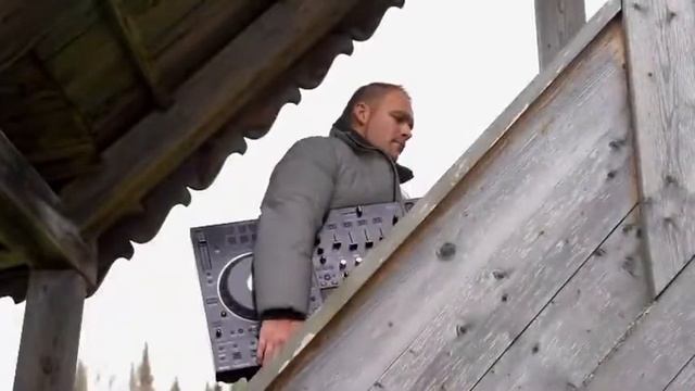 Amid M.D.A. смотреть онлайн