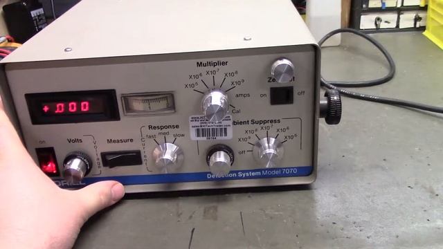 Oriel Model 7070 Photomultiplier Detection System смотреть онлайн