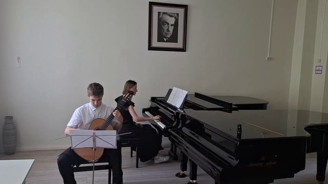 Потапенко Сантуш Филипп, 