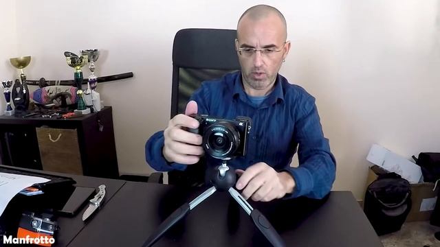 Recensione treppiede MANFROTTO della linea compact action; modello: Manfrotto mtpixievo-bk PIXI EV смотреть онлайн