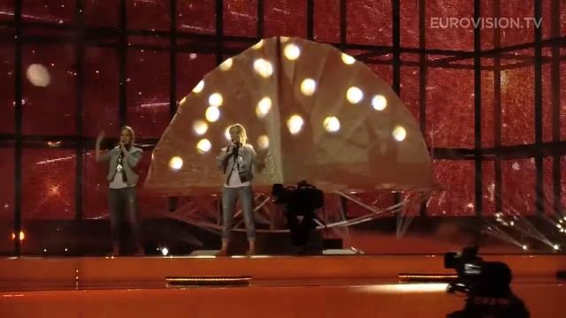 Tolmachevy Sisters - Shine - Eurovision 2014 - First Rehearsal - RUSSIA смотреть онлайн