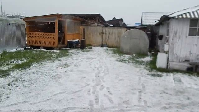 Град с громом прошёл смотреть онлайн