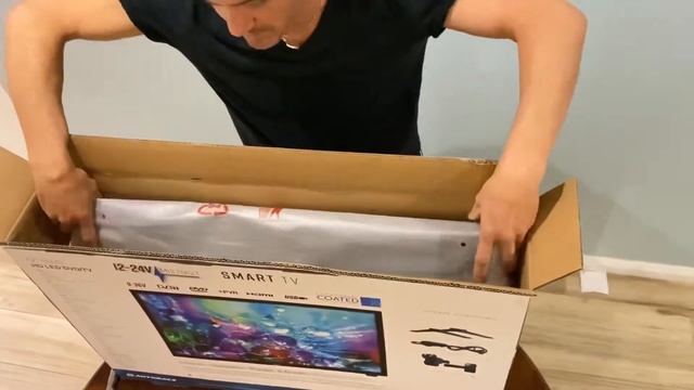 UNBOXING AXIS 32# SMART HD LED RV TV AX1832S смотреть онлайн
