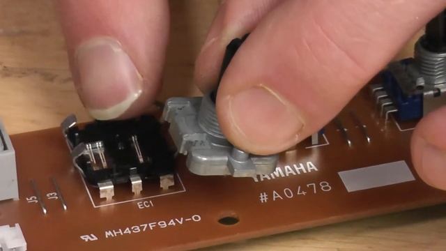 Yamaha S80 Pulse Potentiometer (Rotary Encoder Switch) Fix / Repair смотреть онлайн