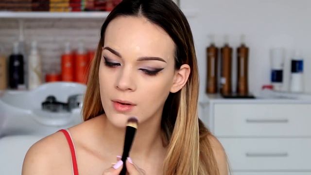 Cat eye for all eyeshapes & Purple Lip | Mačkaste oči za svaki oblik očiju смотреть онлайн