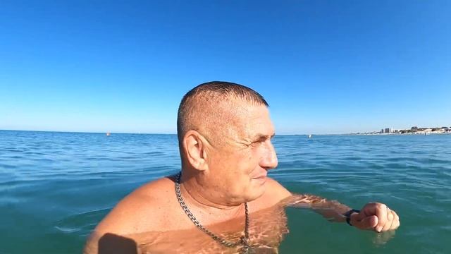 #Анапа. Сегодня 19.06.2024. Чёрное море. Песочный кварцевый пляж.Утро 7.00.Воздух 24.Море 24.Купани смотреть онлайн