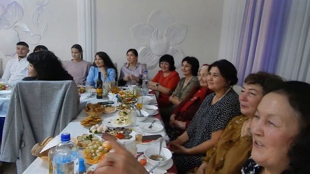 Одно из поздравлений от друзей смотреть онлайн