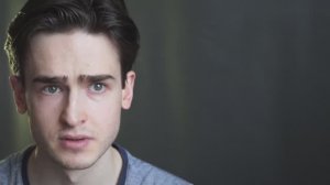«Сильнее» сцена на английском