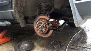 Honda cr-v меняем задние колодки.