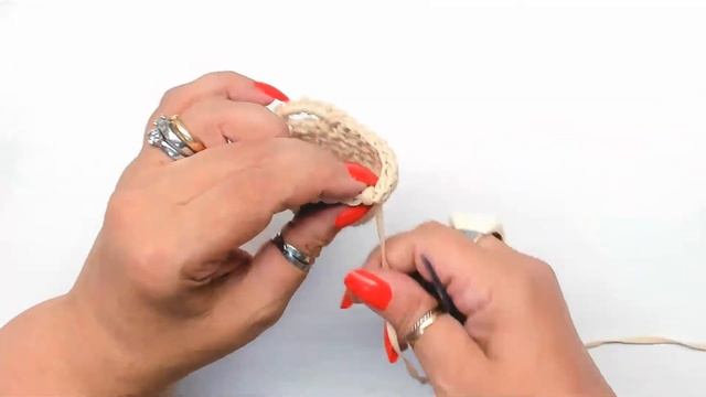 Mini borsa all'uncinetto - " TRINACRY" - DAL VIVO! смотреть онлайн