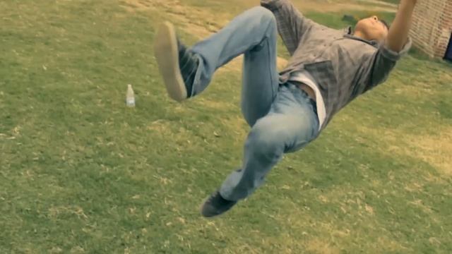 Golden Storm - New Art Parkour смотреть онлайн