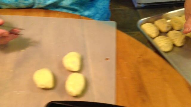 Date Cookies, Ma'amoul and Karabij – Semolina Cookies Filled with Dates or Nuts | Joyce's Kitchen смотреть онлайн