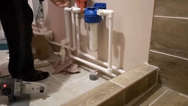 Как установить фильтр для воды своими руками. Все очень просто.