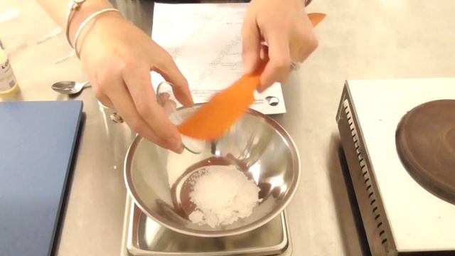 Creating your own creams (emulsions) смотреть онлайн