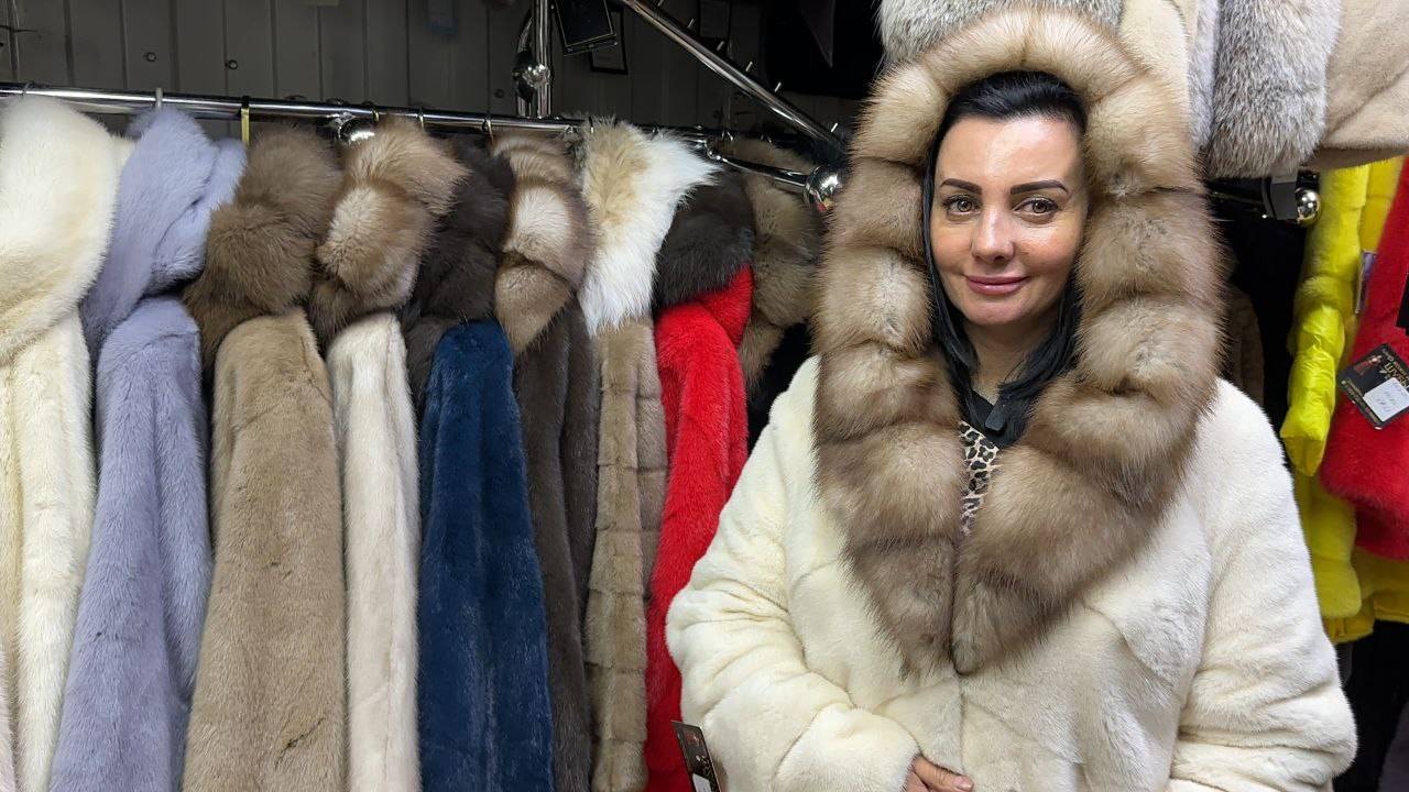 «Мир меха у Наиры» Красивые норковые шубы до 78 размера смотреть онлайн