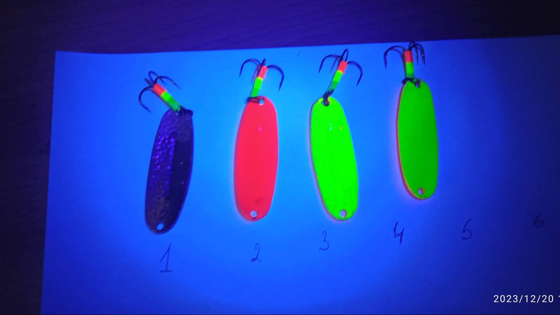 силиконовые приманки для форели своими руками.