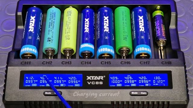 XTAR VC8S Li-Ion Battery Charger, Capacity And Internal Resistance Meter In One