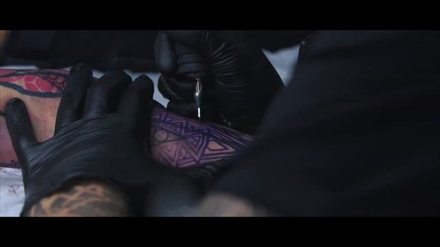 Ornamental sleeve - tattoo process смотреть онлайн