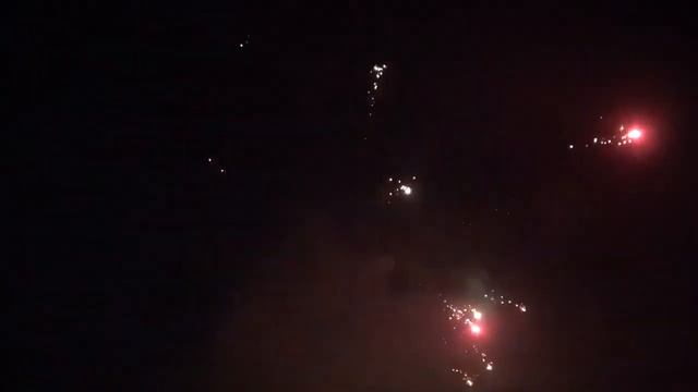 Салют TKB293 К ПРАЗДНИКУ 60х1,2 от PYROtehnik смотреть онлайн