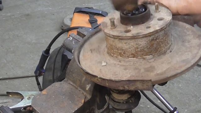 Передняя ступица от жигулей на ЗАЗ 968М смотреть онлайн