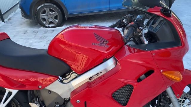 Обзор мотоцикла Honda vfr800, 1999год. 89262862924 с 10:00-20:00 по Мск( WhatsApp) смотреть онлайн