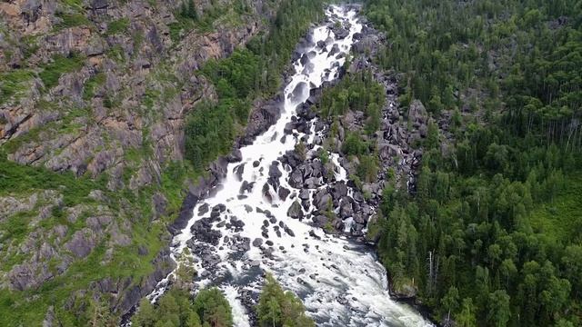 Полеты над Алтаем, водопад Учар_