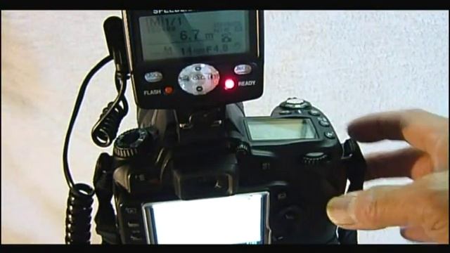 Problems with YongNuo SF-18 Flash battery pack for SB 800 смотреть онлайн