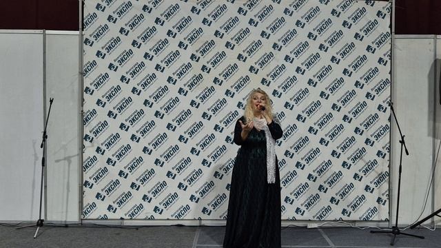 "В Российских полях " - Любовь Сологубова смотреть онлайн