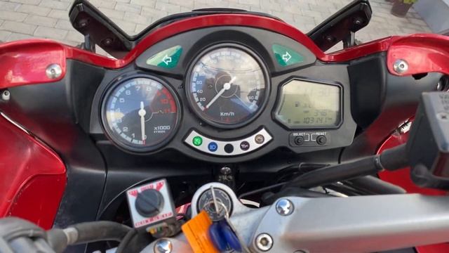 Обзор мотоцикла Yamaha FJR1300  2001 год