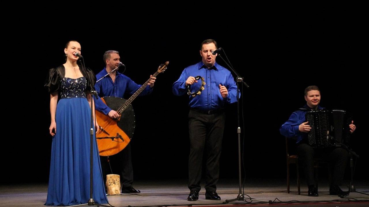 Зрители поют частушки с Заволокиными смотреть онлайн