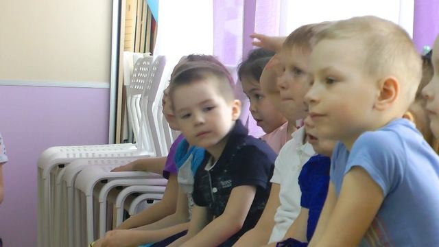 Один день в  детском саду