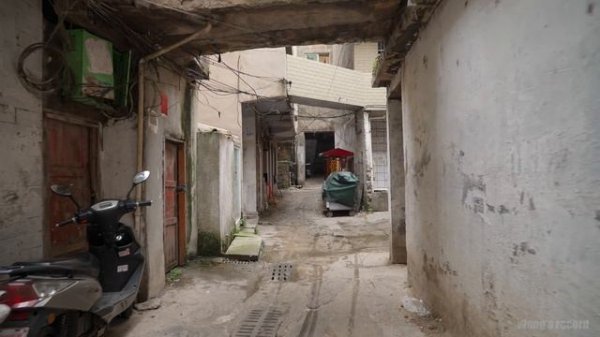 China's Urban Village Walk. Jinguan Village, Guiyang City