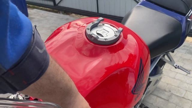 Обзор мотоцикла Honda cbr929RR, с 10:00-20:00 по Москве. (89262862924 WhatsApp) смотреть онлайн