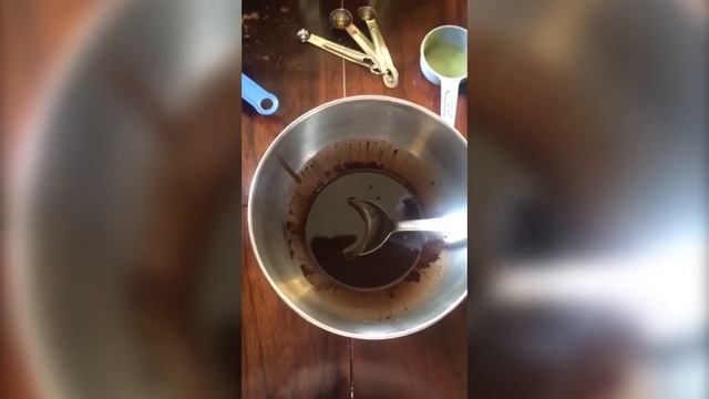 Turn COCONUT OIL into Healthy & DELICIOUS Mouth-Watering CHOCOLATE! смотреть онлайн