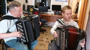 Песня «Я встретил розу» исп Никита Ронжин и Сергей Исаков!