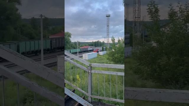 Далеко впереди