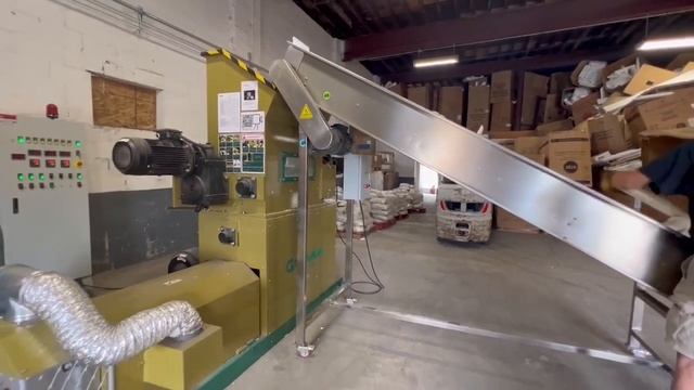 M-C200 смотреть онлайн
