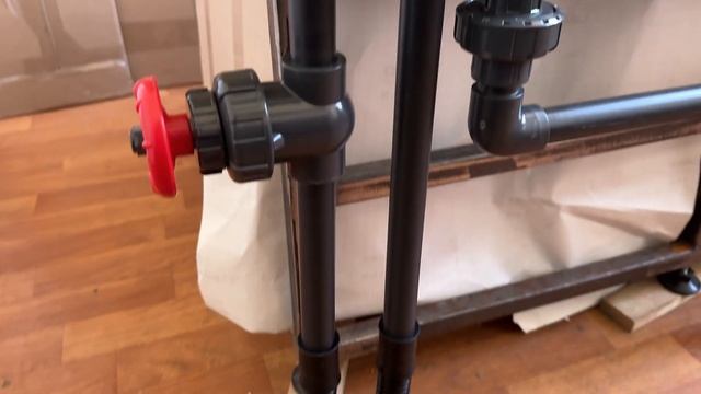 Морской аквариум с нижним сампом собирается в Гродно смотреть онлайн