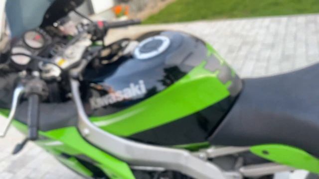 Обзор мотоцикла Kawasaki zx6r, 2000год. 89262862924 с 10:00-20:00 по Мск.( WhatsApp) смотреть онлайн