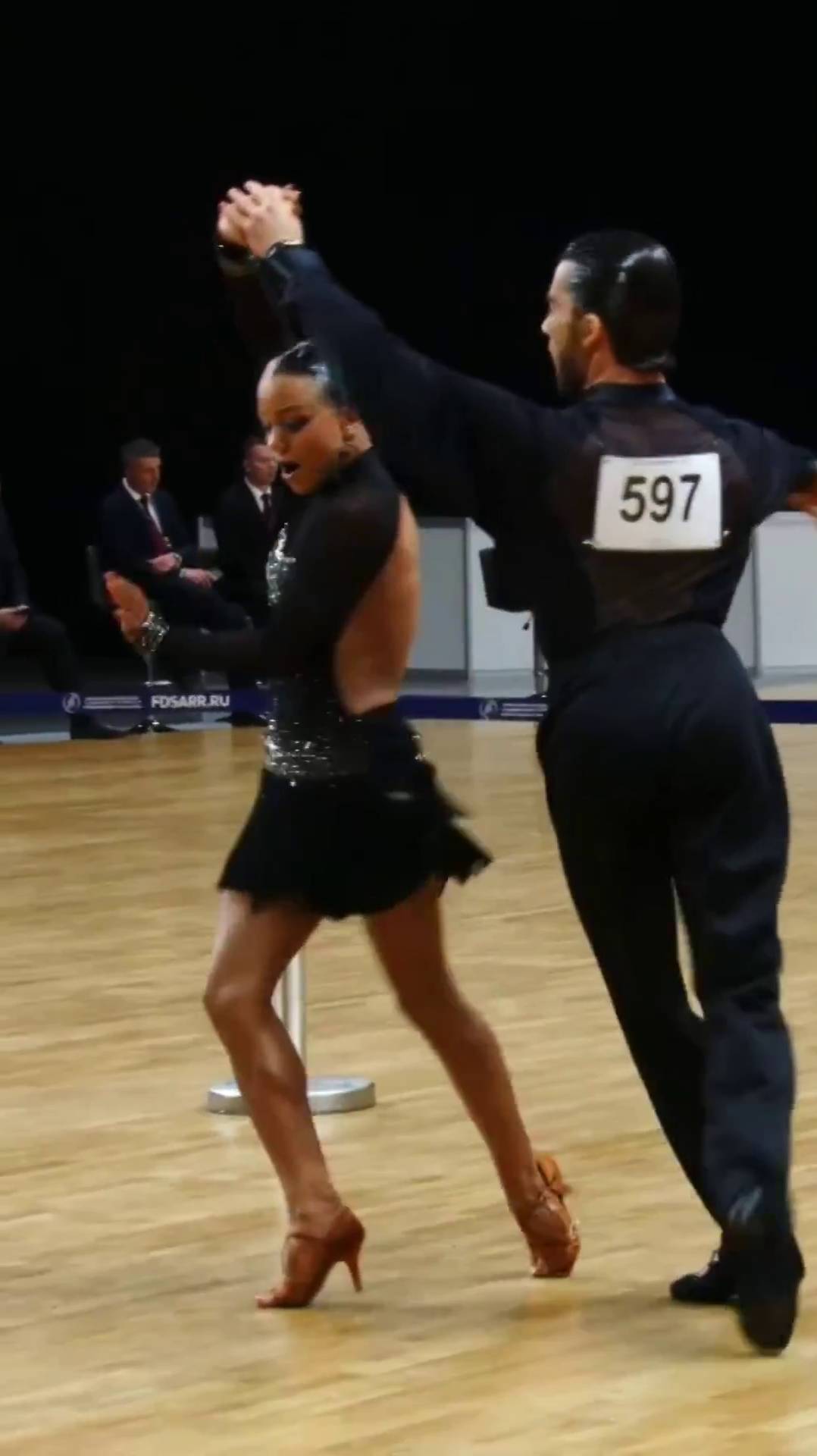 Бальные танцы. Чемпионат России 2024 смотреть онлайн