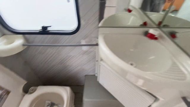 Обзор каравана Adria370, 1993год.89262862924 с 10:00-20:00 по Мск(WhatsApp) смотреть онлайн