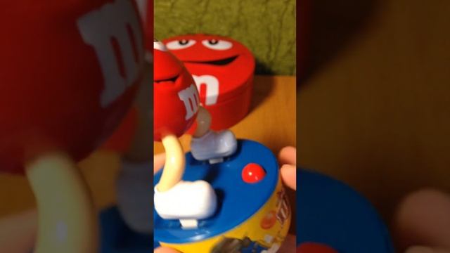 M&M's Красный 