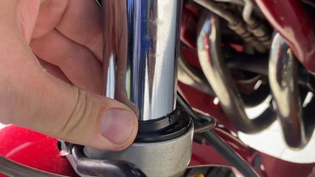 Обзор мотоцикла Yamaha Xj900s , тел.89262862924 с 10:00-20:00 по МСК (whatsapp) смотреть онлайн