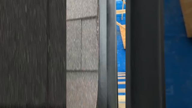 Ошибки монтажа гибкой черепицы. Не правильное устройство торца кровли. смотреть онлайн