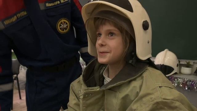 Новогодний десант смотреть онлайн