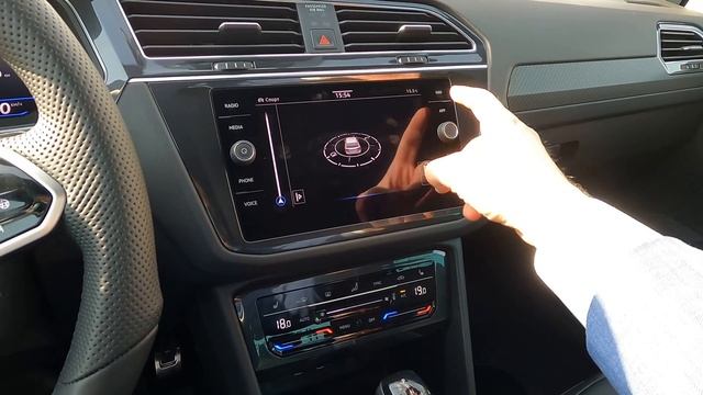 Обзор Фольксваген Тигуан Р-Лайн 2.0 ТСИ / Volkswagen Tiguan 2.0 TSI R-Line экстерьер и интерьер смотреть онлайн