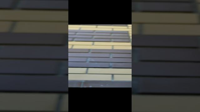 Неаккуратные отделочники наляпали раствор на керамические кирпичи и не вытерли сразу.Чем убрать смотреть онлайн