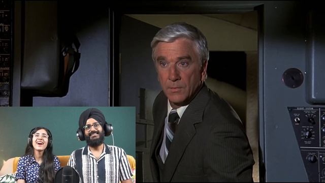 MUSKAN'S FIRST TIME WATCHING * Airplane! (1980) * MOVIE REACTION!! смотреть онлайн