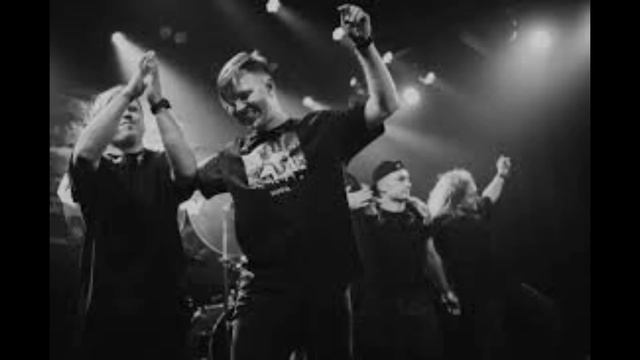 Барнаульская популярная группа «Комната Культуры» принимает заказы на корпораты